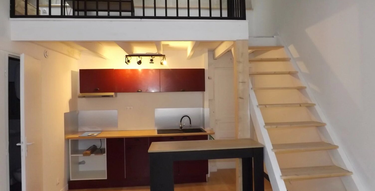 Appartement T2bis de 35,80 m² à Niort. — photo 1