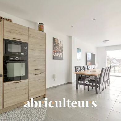 Maison 9 pièces 273 m²