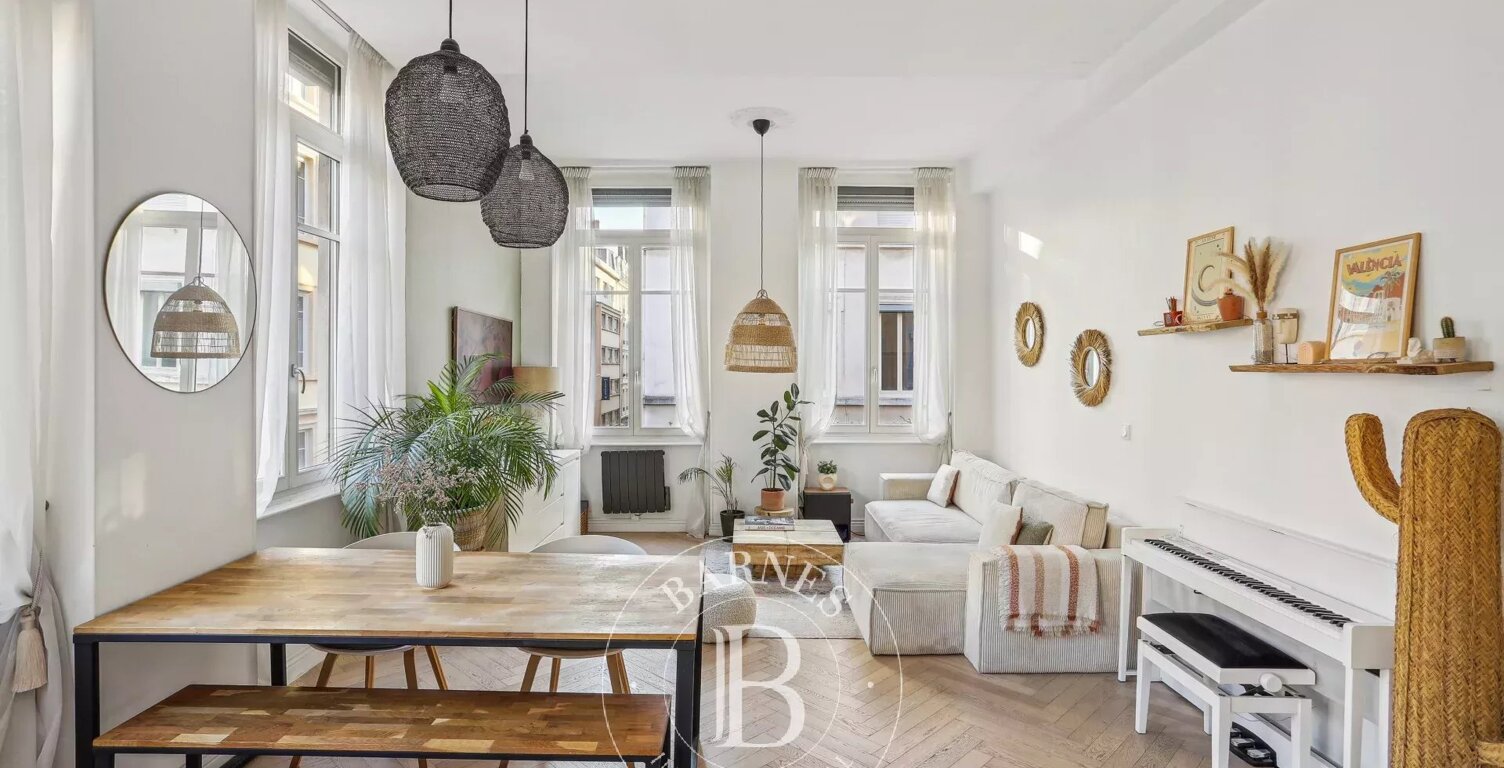 Lyon 6 - Massena - Appartement meublé et rénové de 47,73 m² - 1 Chambre — photo 1