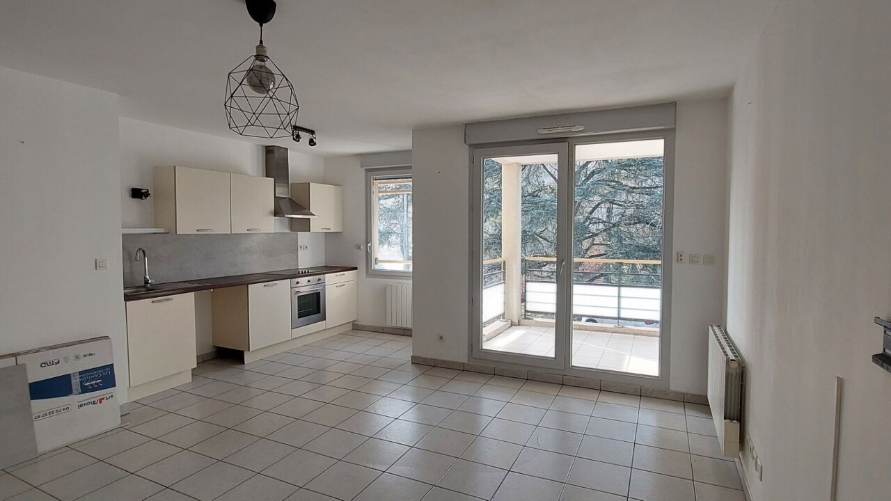 appartement 2 pièces 50 m2 à louer à La Mulatière (69350)