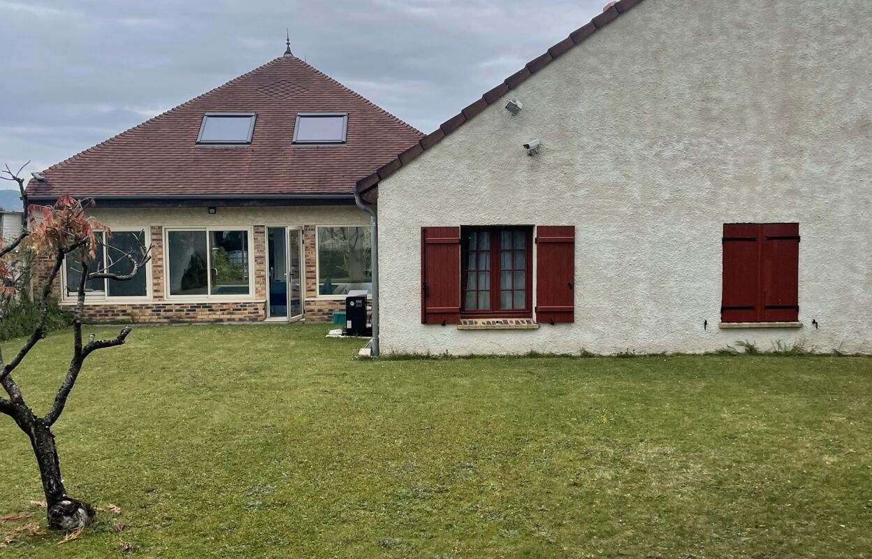 maison 9 pièces 160 m2 à vendre à Léry (27690)