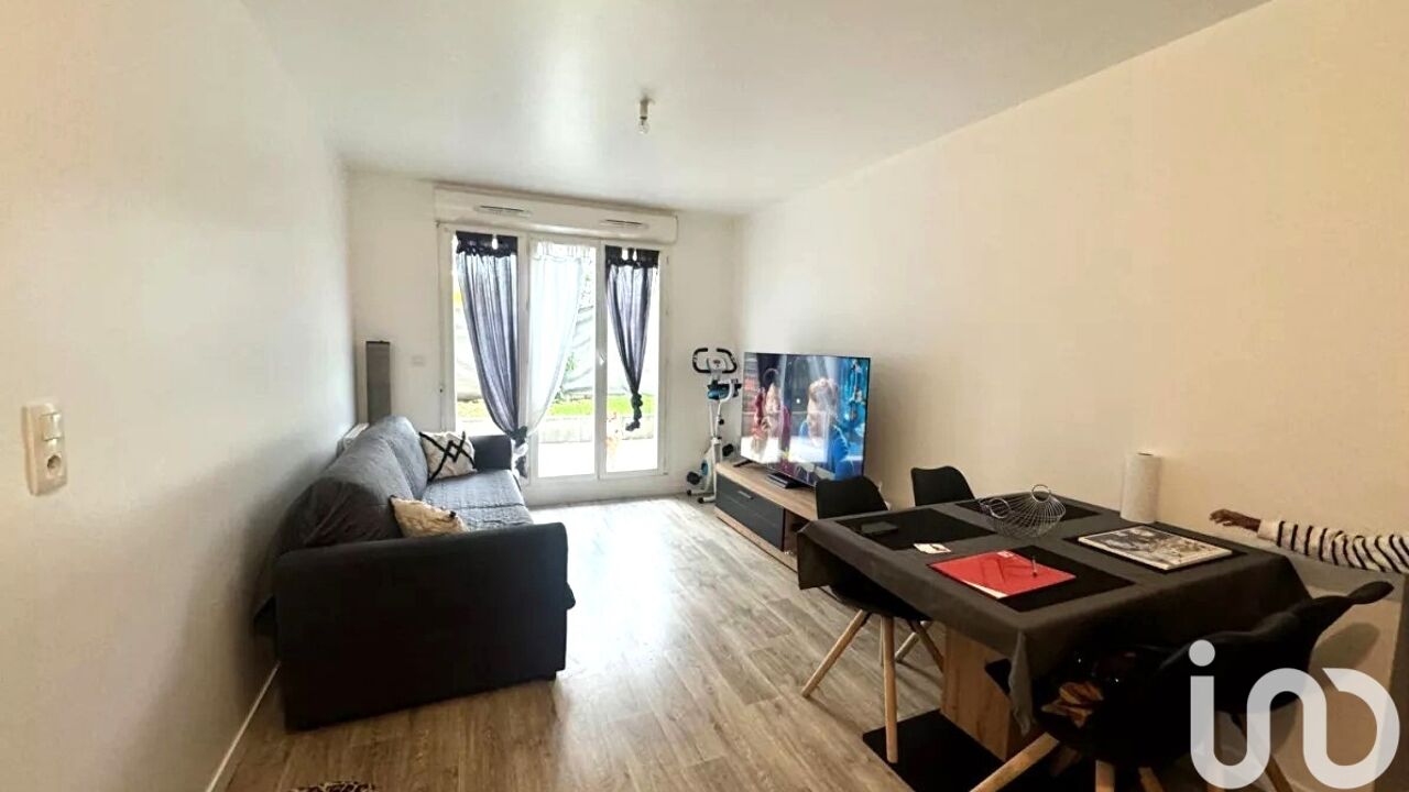 appartement 3 pièces 52 m2 à vendre à Corbeil-Essonnes (91100)