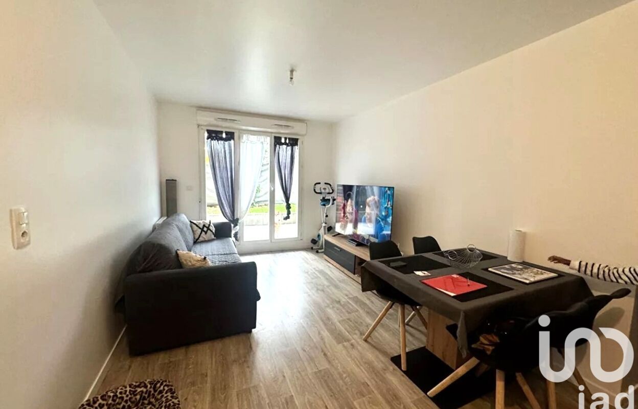 appartement 3 pièces 52 m2 à vendre à Corbeil-Essonnes (91100)