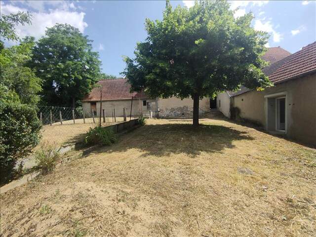 Maison de bourg de 3 pièces principales — photo du bien