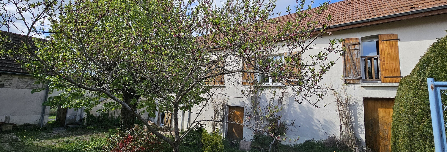 Maison 8 Pièces 202 m² à vendre à Nuits-Saint-Georges (21700)