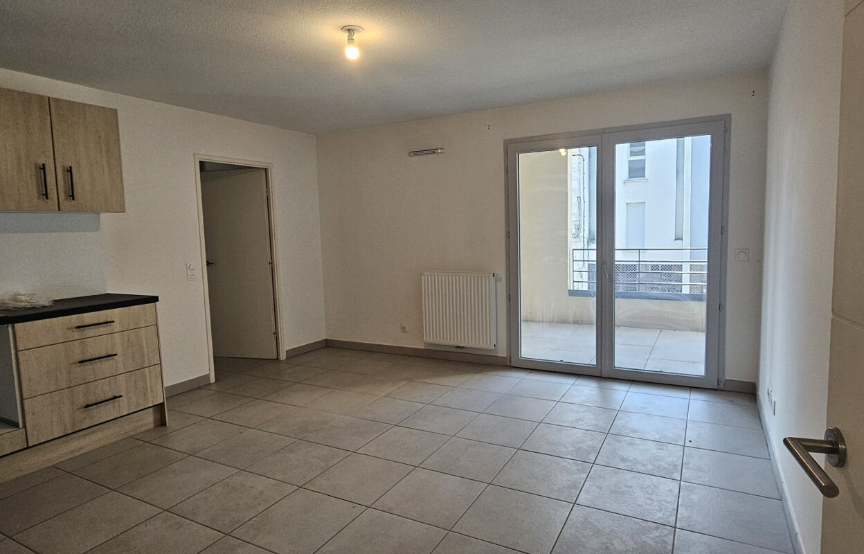 appartement 3 pièces 63 m2 à louer à Nîmes (30900)