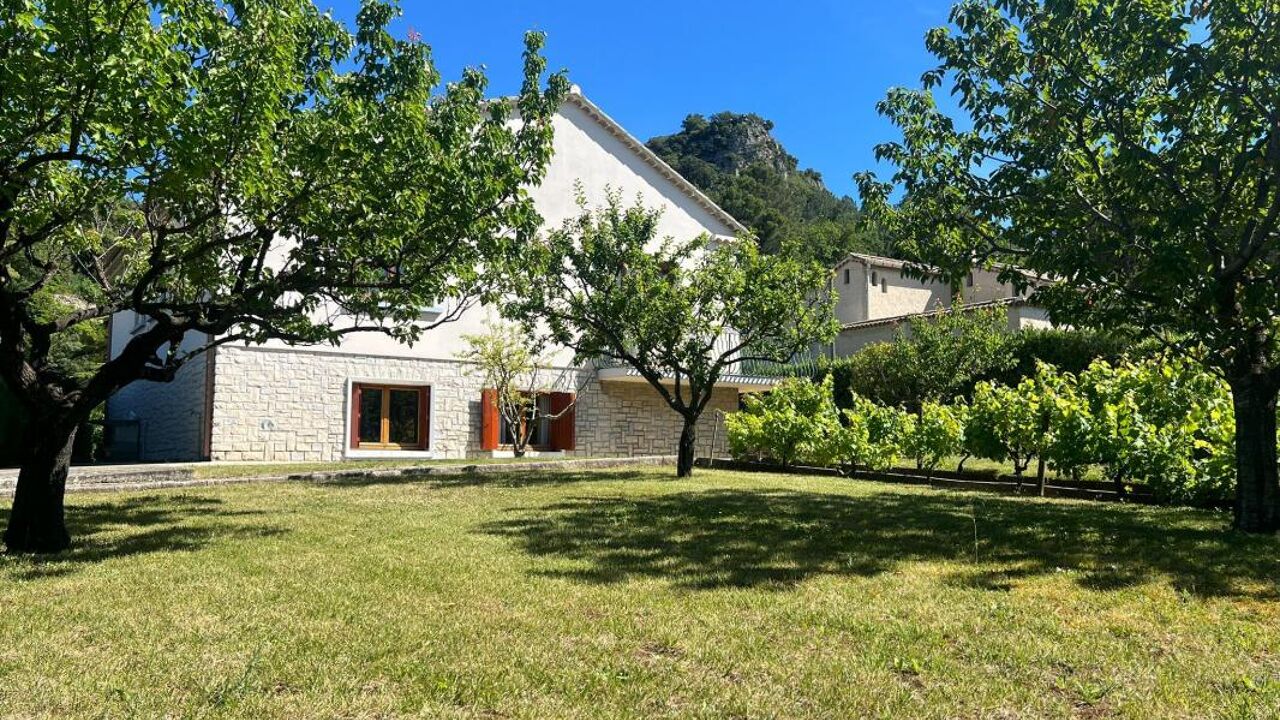 maison 7 pièces 184 m2 à vendre à Saint-Paul-Trois-Châteaux (26130)