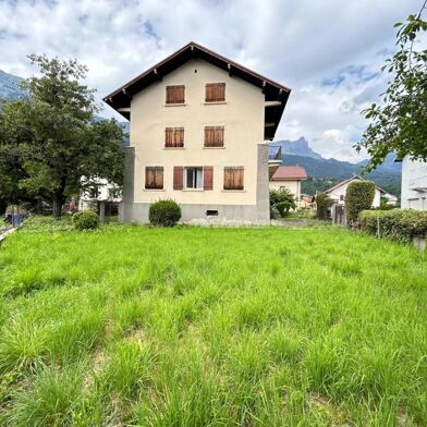 Maison 8 pièces 395000 €