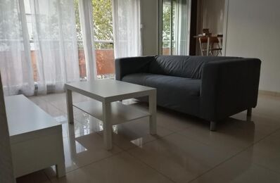 location appartement 1 400 € CC /mois à proximité de Le Plessis-Trévise (94420)