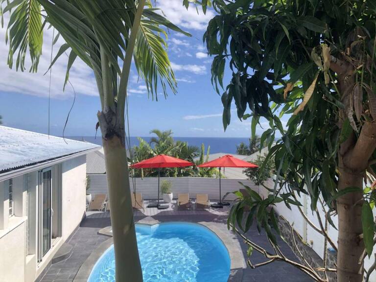 A LOUER_ Villa T6 Meublée avec piscine_ Saint Gilles les Bains — photo 1