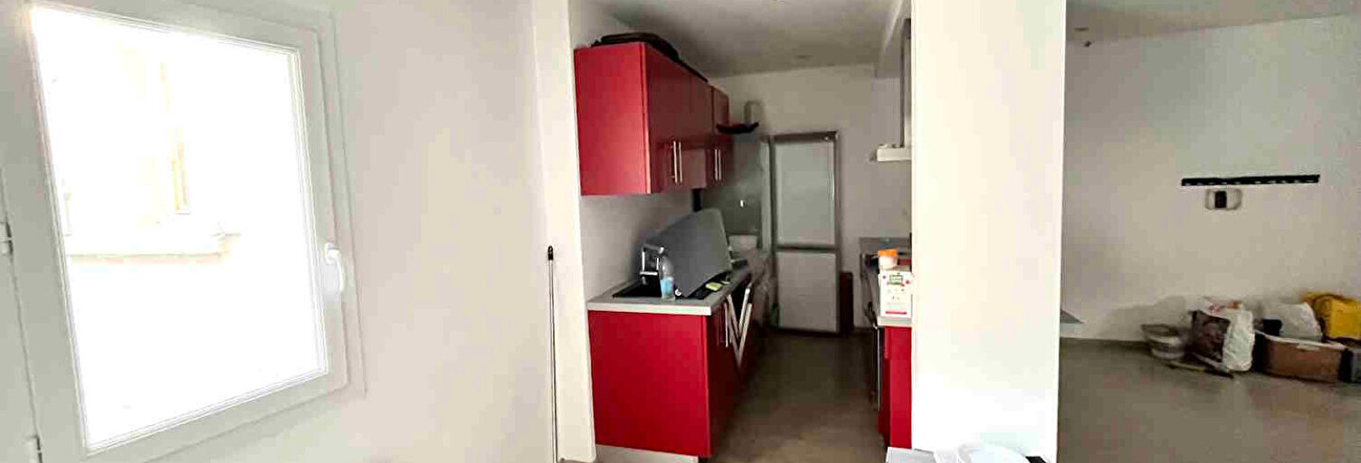 Immeuble  200 m² à vendre à Apt (84400)
