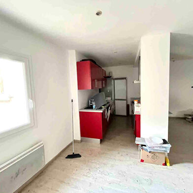 Immeuble  283500 €