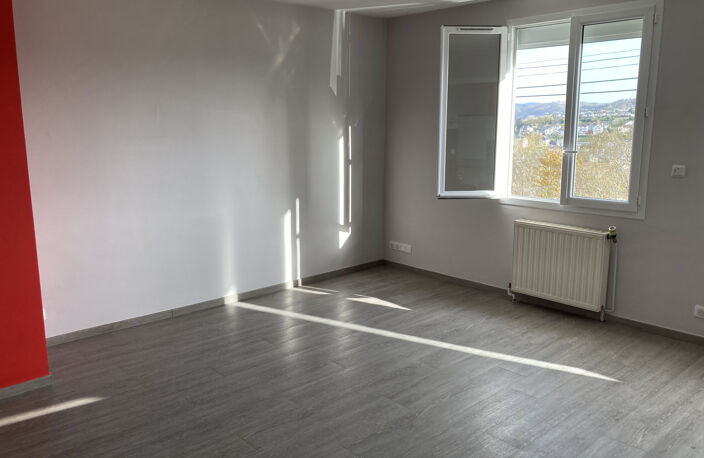 Maison type 4 avec jardin et sous-sol. — photo 5