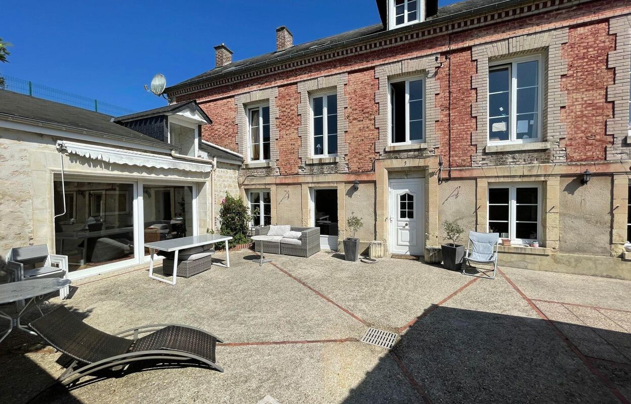 maison 7 pièces 234 m2 à vendre à Royaucourt-Et-Chailvet (02000)