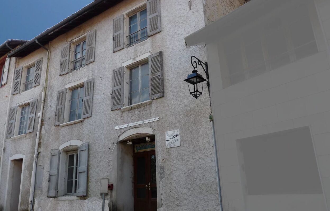 maison 8 pièces 224 m2 à vendre à Saint-Geoire-en-Valdaine (38620)