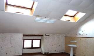 Maison 5 Pièces 201 m² à vendre à Saint-Geoire-en-Valdaine (38620)