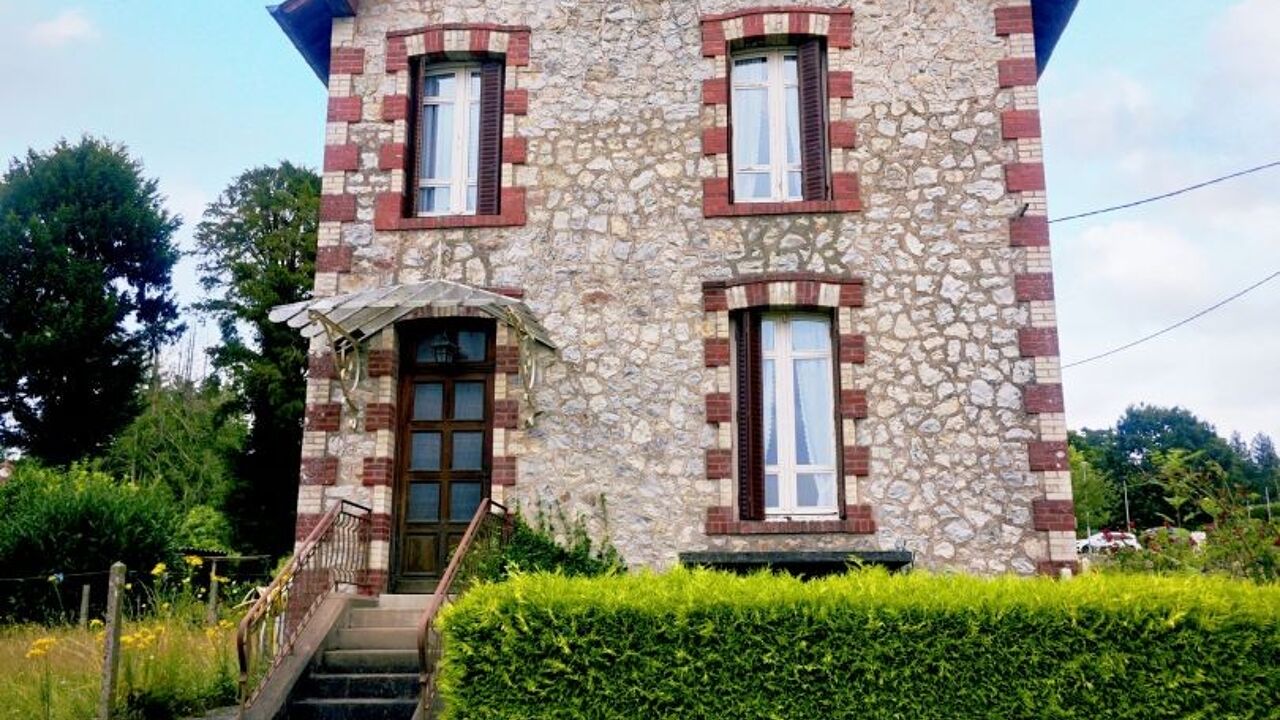 maison 4 pièces 144 m2 à vendre à Bagnoles-de-l'Orne (61140)