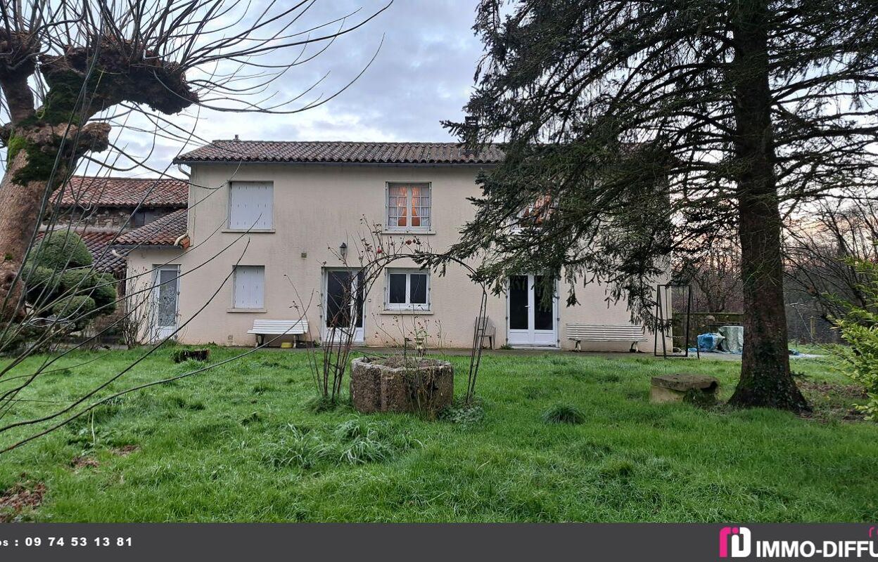 maison 6 pièces 175 m2 à vendre à Vouhé (79310)