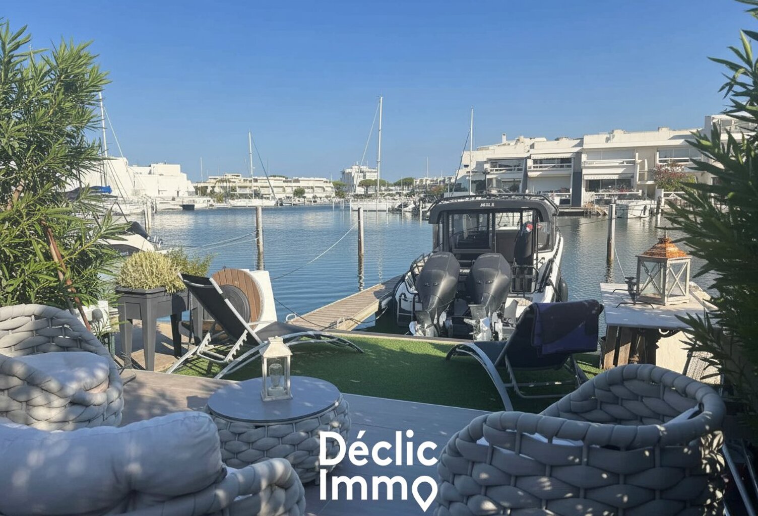 MARINA TRIPLEX avec appontement privé  — photo 1
