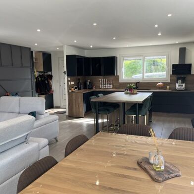 Maison 5 pièces 299900 €