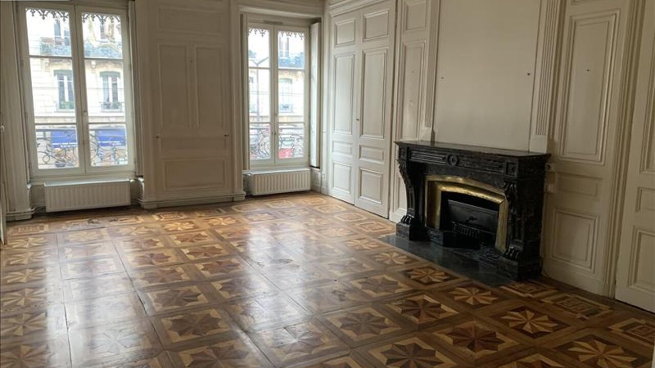 appartement 5 pièces 137 m2 à vendre à Lyon 6 (69006)