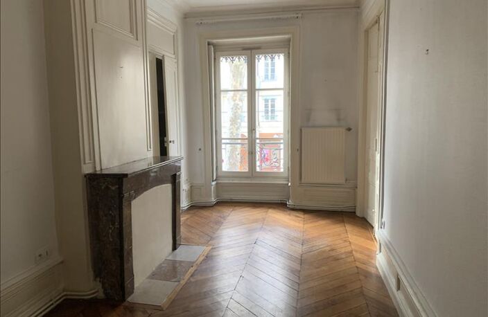 Appartement de 5 pièces principales — photo 2