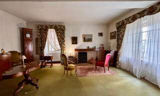 Maison 8 Pièces 222 m² à vendre à Montmorillon (86500)