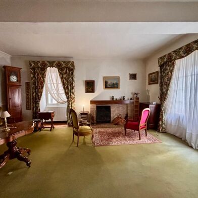 Maison 8 pièces 210000 €