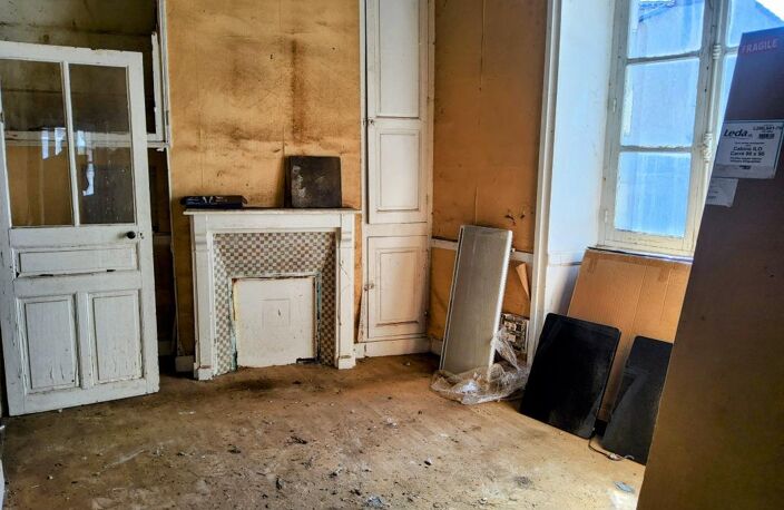 Immeuble de rapport au coeur de Bellac — photo 5