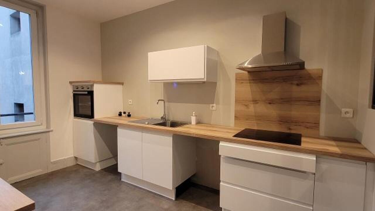 appartement 3 pièces 70 m2 à louer à Saint-Étienne (42000)