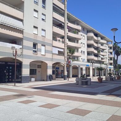 Commerce  3400 €