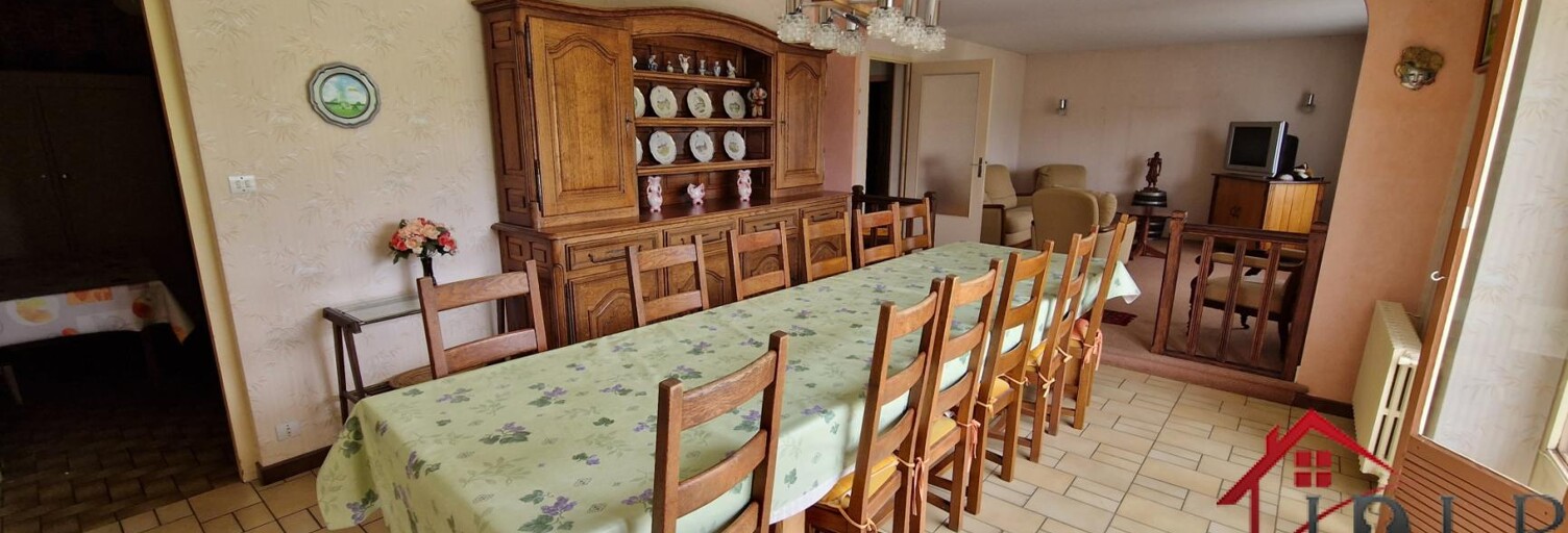 Maison 8 Pièces 228 m² à vendre à Soyers (52400)