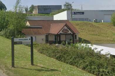 Commerce 3 pièces 157300 €