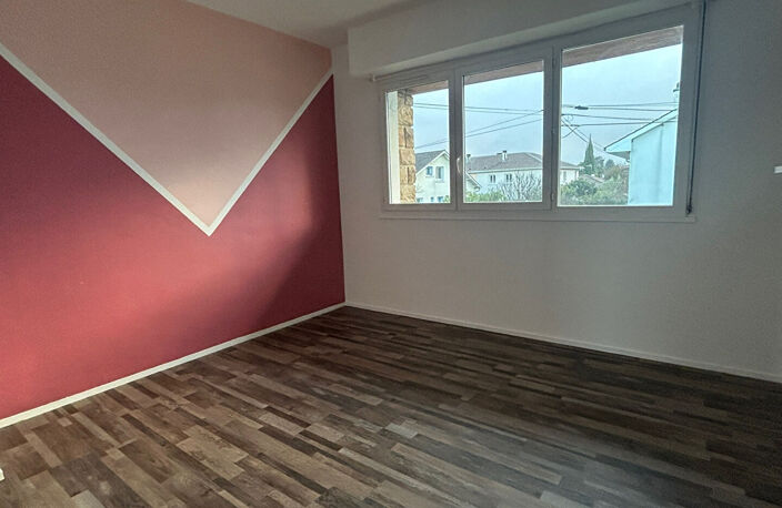Pau proche allées de Morlaas villa T5 — photo 2