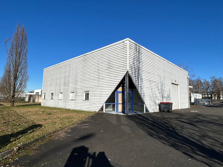 Pau Nord proche Larribau, local 500m² divisible, en parfait état — photo 1