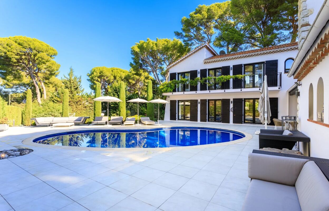 maison 6 pièces 208 m2 à vendre à Antibes (06600)