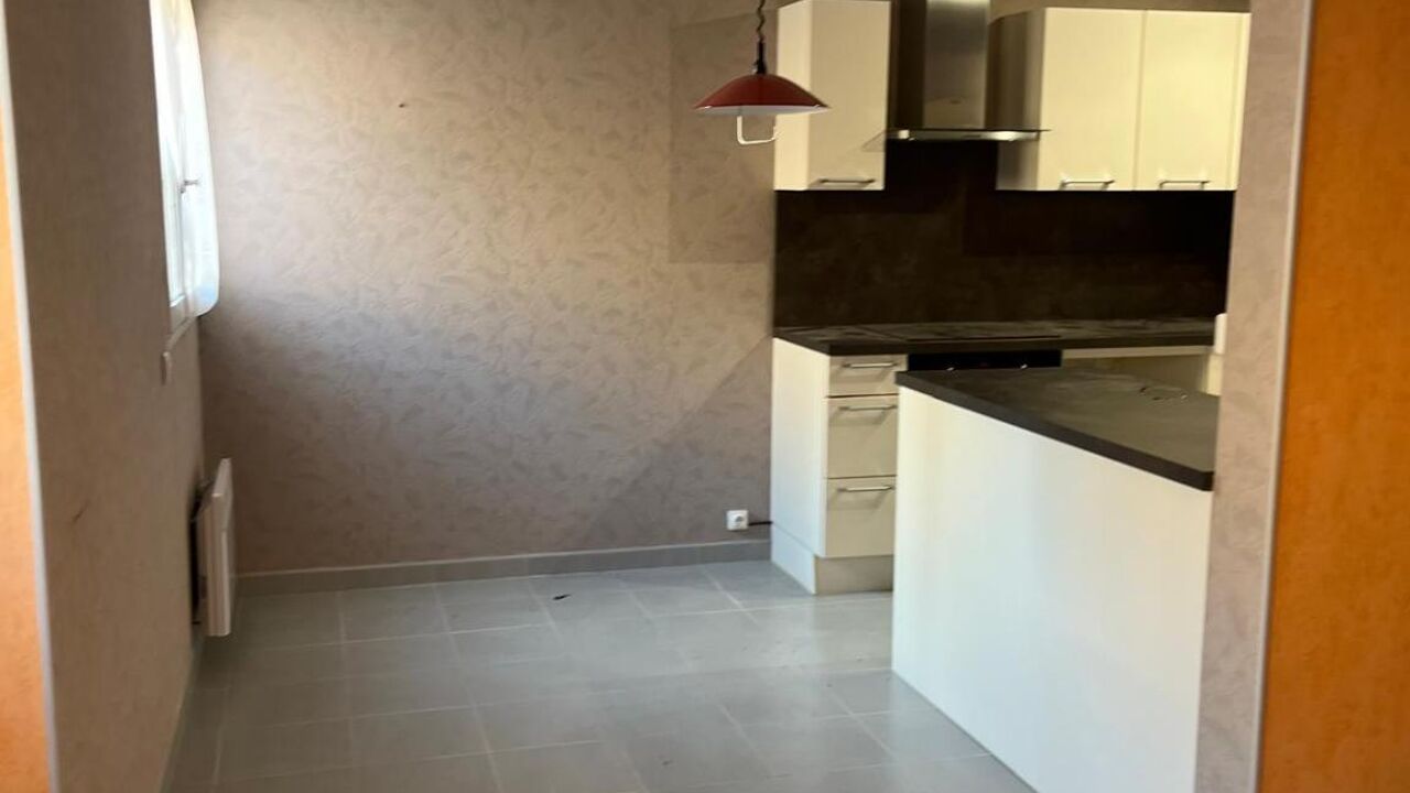 appartement 2 pièces 49 m2 à vendre à Sorgues (84700)