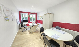 Commerce  40 m² à louer à Chaponost (69630)