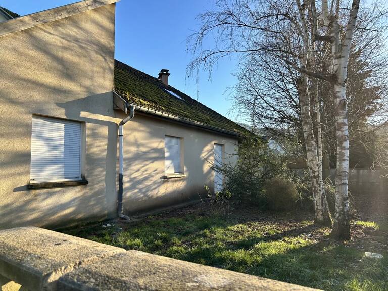 Maison mitoyenne de 111m2 proche commerces — photo 1