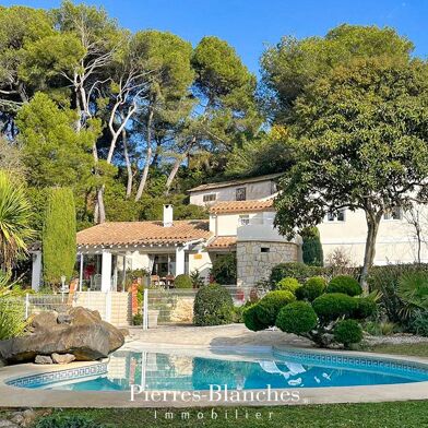 Maison 5 pièces 840000 €