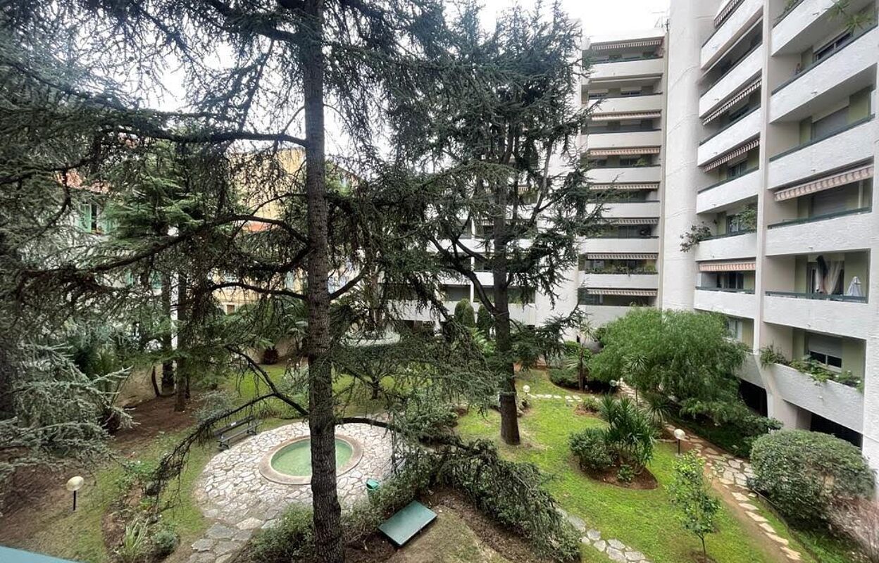 appartement 6 pièces 122 m2 à vendre à Nice (06000)