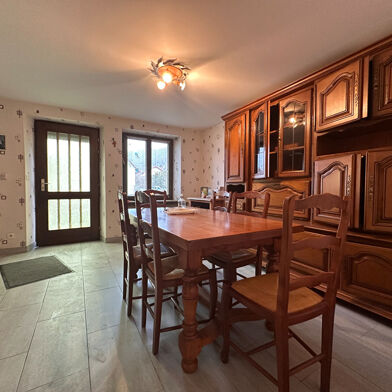 Maison 8 pièces 157200 €