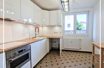 location appartement 700 € CC /mois à proximité de Voiron (38500)