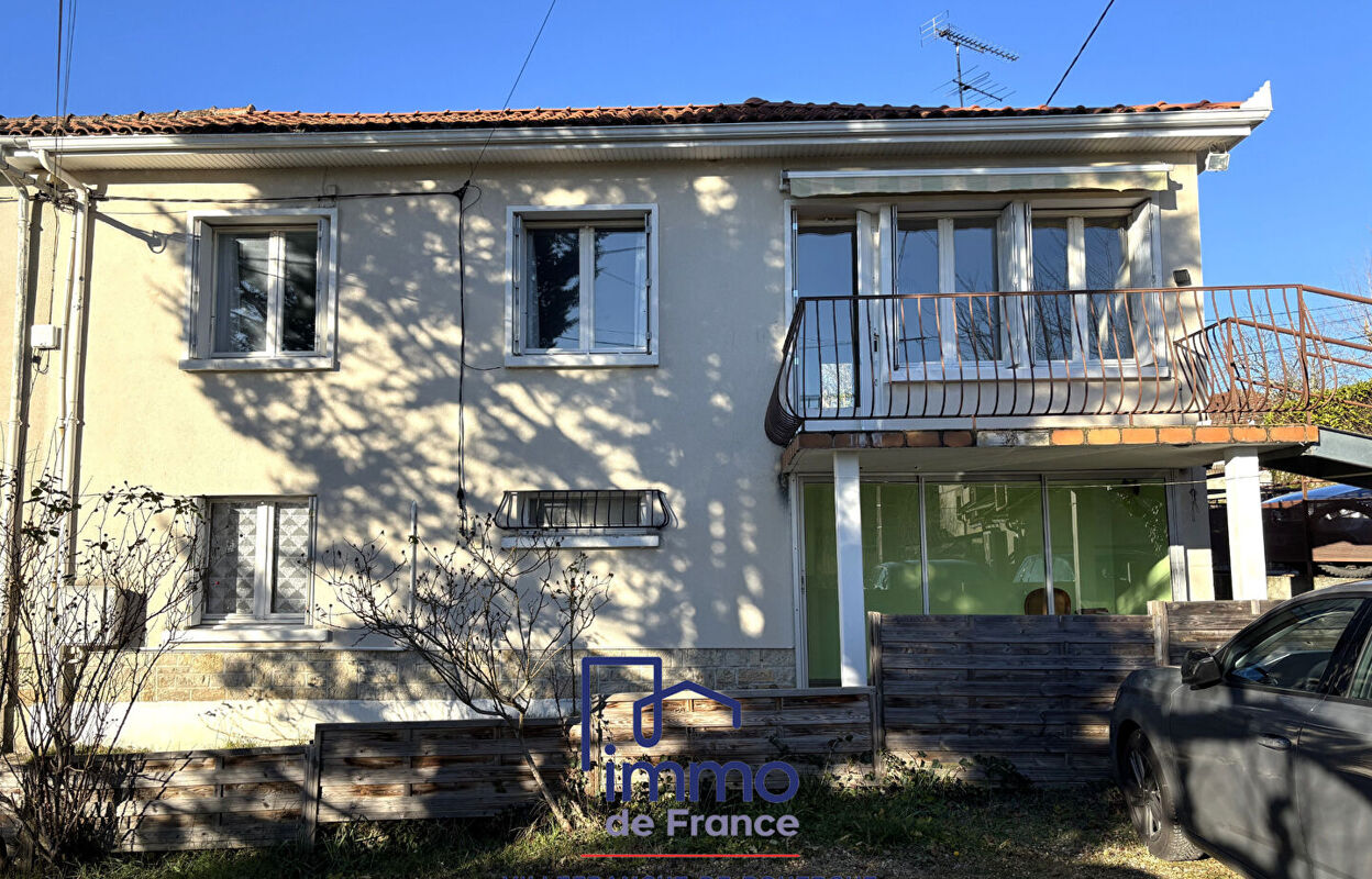 maison 6 pièces 95 m2 à vendre à Villefranche-de-Rouergue (12200)