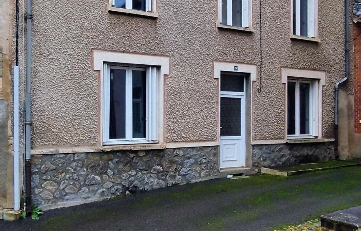 maison 4 pièces 72 m2 à vendre à Chambon-sur-Voueize (23170)