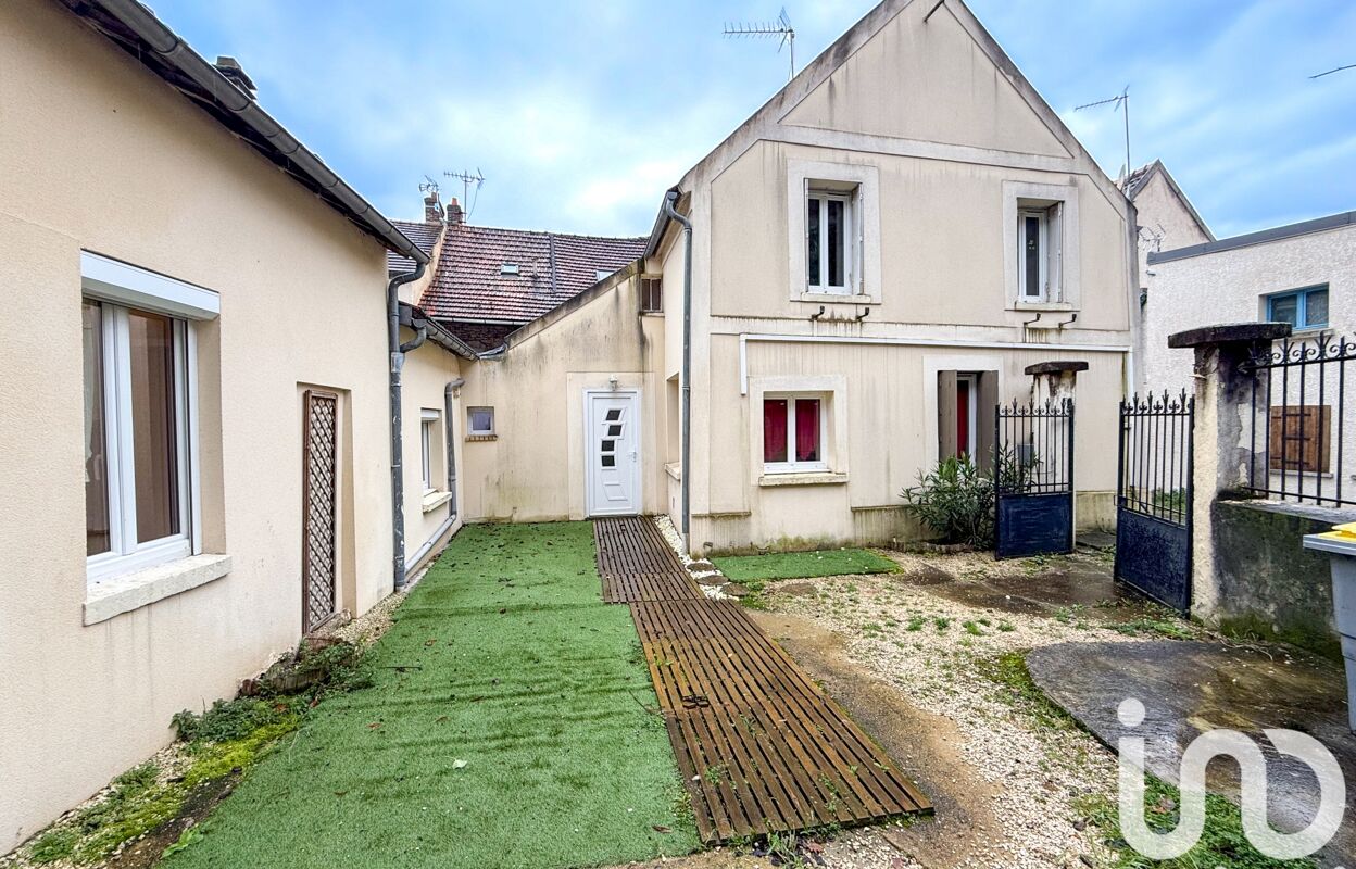 maison 4 pièces 80 m2 à vendre à Follainville-Dennemont (78520)