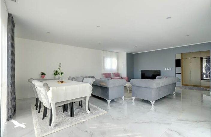 Villa de 5 pièces principales — photo 3