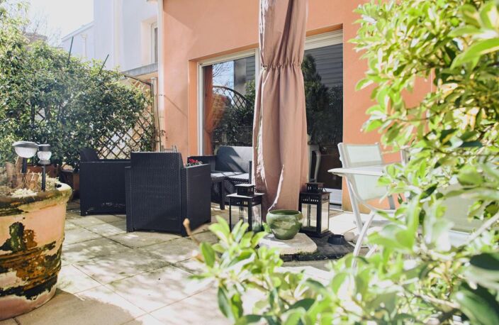 Appartement 2 pièces avec grande terrasse, place de parking e... — photo 3