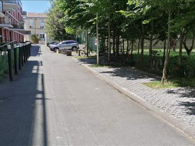 Place de parking ouverte de 0 pièces principales — photo du bien