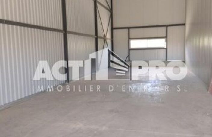 Entrepot à louer — photo 3